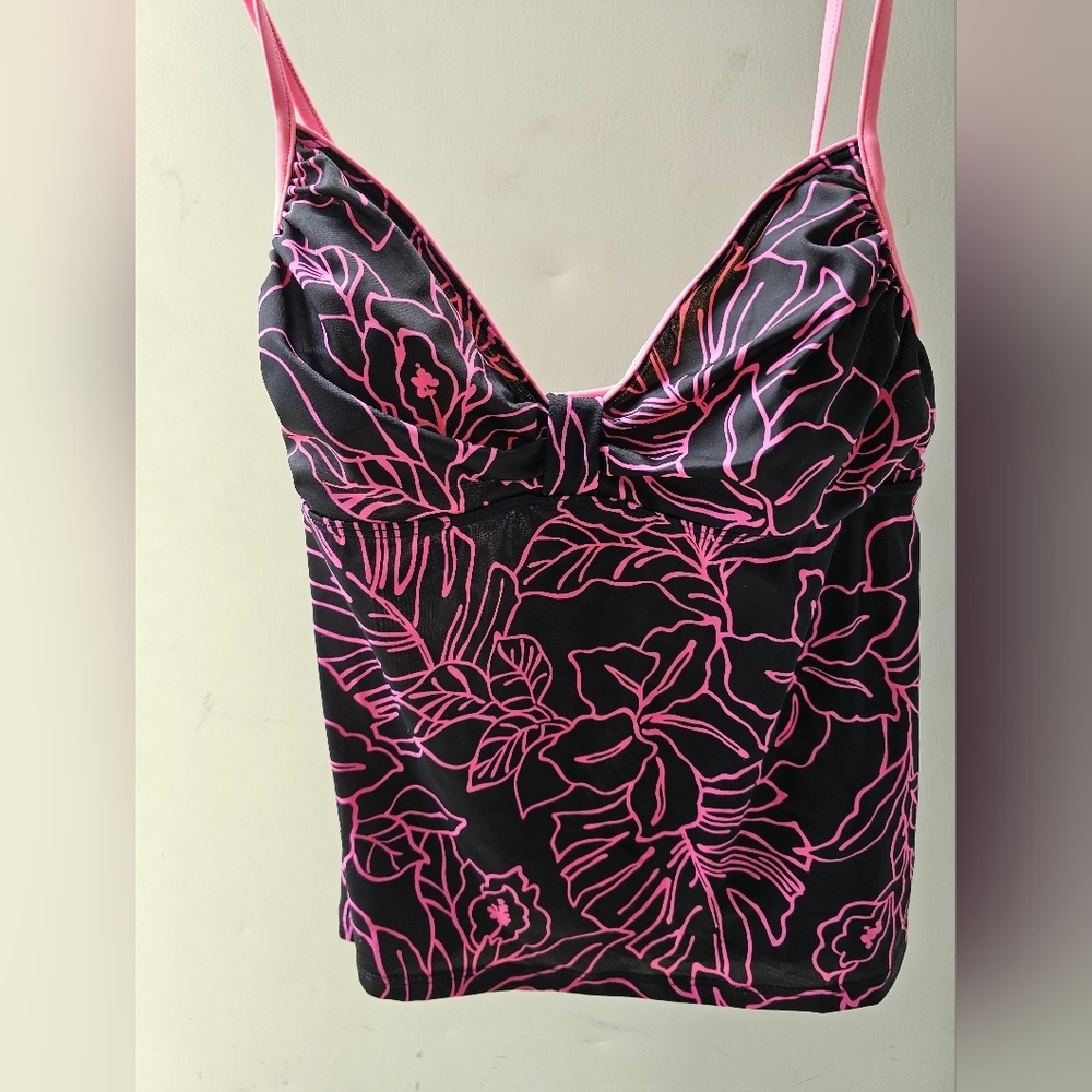 NEW PRETTY COLORS SWIM WEAR TOP PLUS SIZE 18
